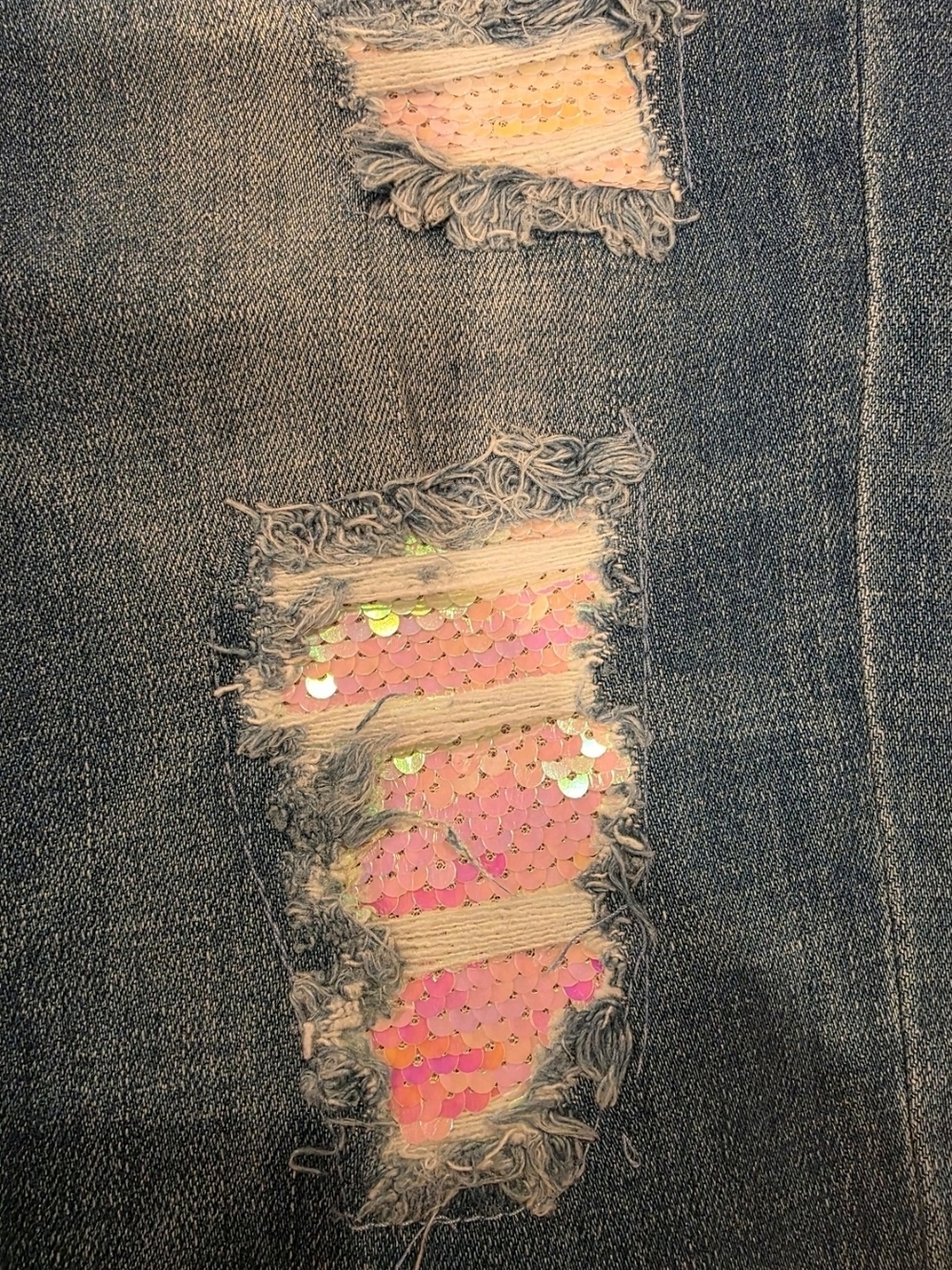 New York & Company Soho Boyfriend Jeans Size 6 NWT Distressed Sequin Detail - Picture 4 of 5